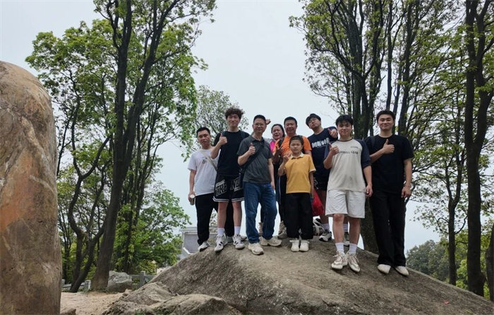 春風(fēng)十里,不如踏青有你—2026廣東博皓之帽峰山首爬 -4