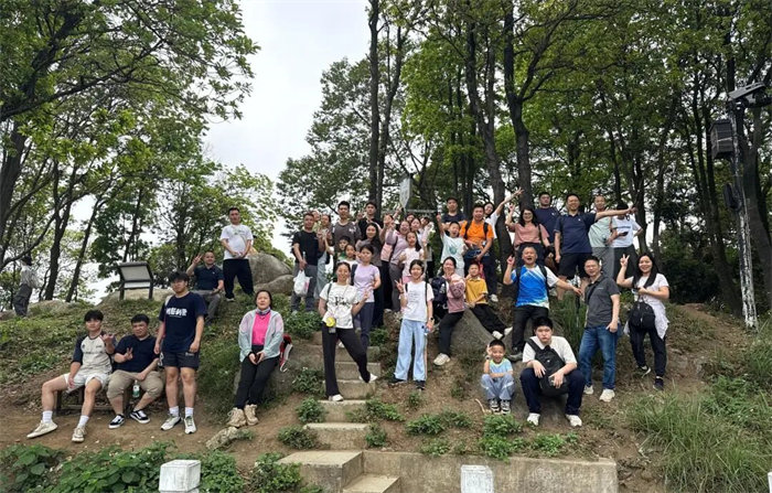春風(fēng)十里,不如踏青有你—2026廣東博皓之帽峰山首爬 -8