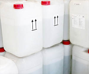 玻璃鋼無(wú)色透明樹脂固化劑 阿克蘇V388固化硬化劑過(guò)氧化甲乙酮 水性環(huán)氧不飽和聚酯樹脂白水